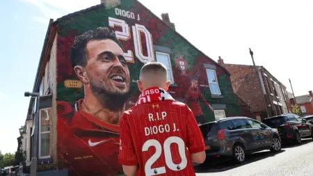 related_news_inside_blogsحارس ليفربول السابق يعتقد أن وفاة غوتا غيّرت أولويات "الريدز"