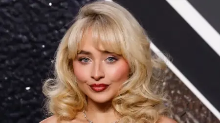 related_news_inside_blogsفيديو- لحظة عفوية تتحول لأزمة.. سابرينا كاربنتر في مرمى الانتقادات بسبب الزغرودة