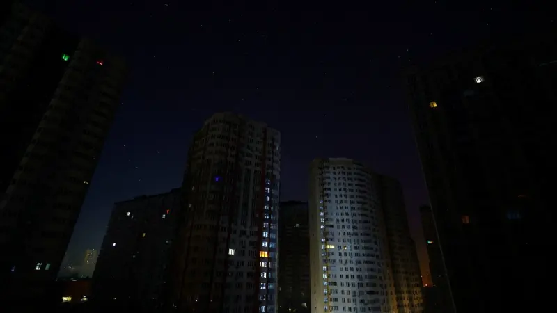 مسيّرات روسية تقطع الكهرباء والمياه عن كييف