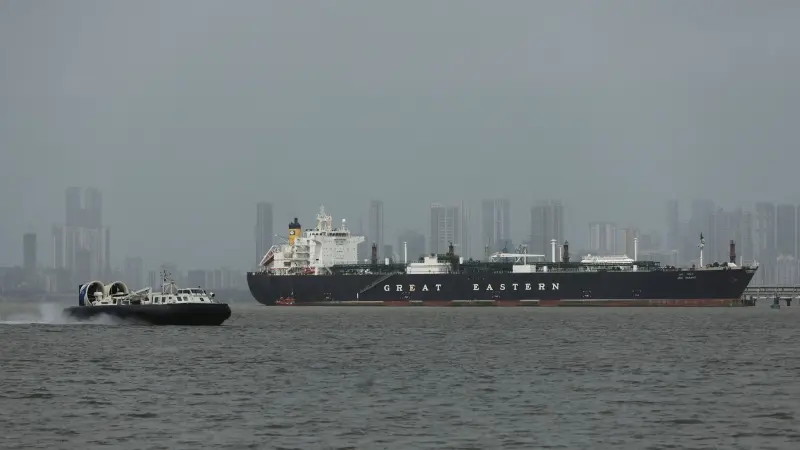 تقرير: حرب إيران تعيد رسم خريطة أسواق الطاقة في العالم