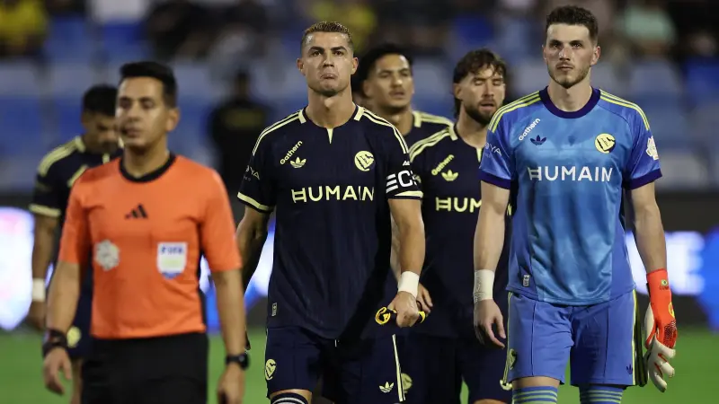 الدوري السعودي - تعليق مثير من كريستيانو رونالدو على هتافات جماهير التعاون لاستفزاز روبن نيفيز