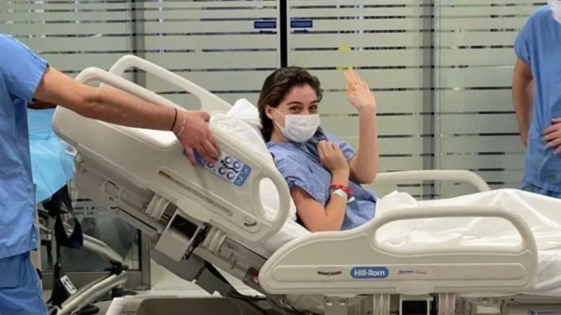 ما هو مرض جيمري بايسال؟ نجمة مسلسل "ليلى" أجرت جراحة خطيرة