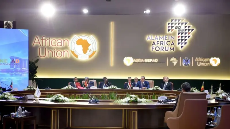قمة العلمين.. 4 دول تبحث أمن البحر الأحمر ومياه النيل