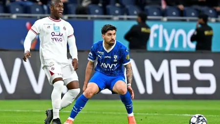 related_news_inside_blogsتحديد مدة غياب روبين نيفيز عن الهلال.. المصائب لا تأتي فرادى