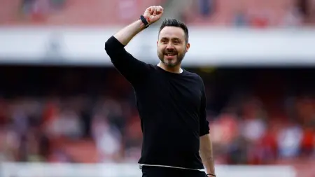 related_news_inside_blogsرسميا.. توتنهام يعلن تعيين روبيرتو دي زيربي كمدير فني دائم