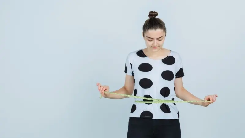 هل زيادة الوزن خلال سن اليأس أمر لا مفر منه؟