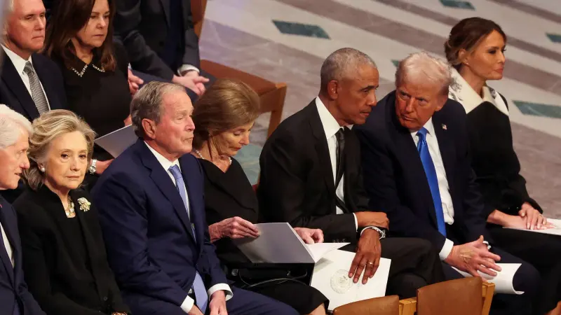 باراك أوباما يهاجم ترامب: هذا ما فعله بأميركا خلال 9 أشهر فقط