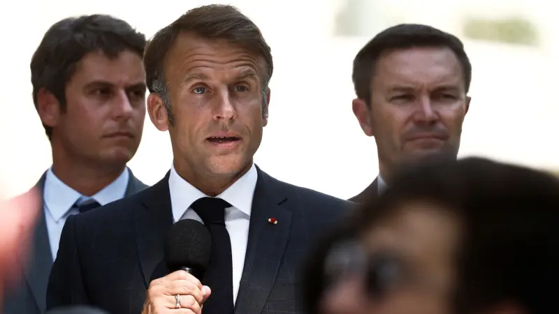 ماكرون يُسارع الزمن.. هل اقترب من تسمية رئيس الوزراء؟