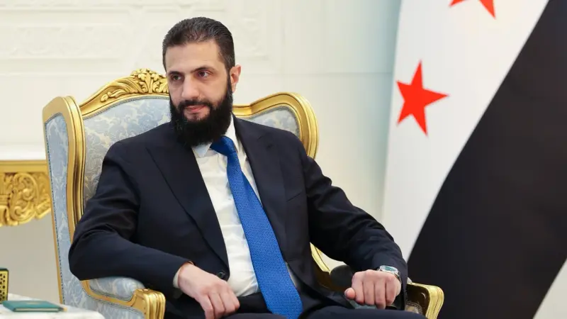 مع تزايد الضغوط الأميركية.. هل سيتدخل الشرع لمواجهة "حزب الله"؟