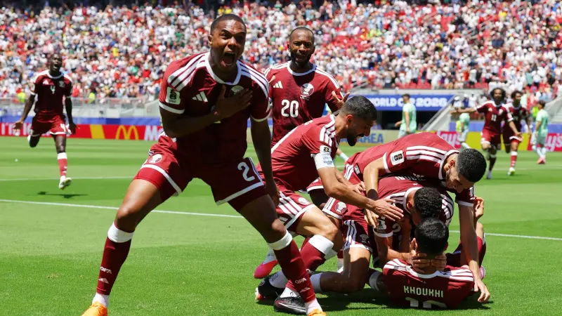 كأس العالم 2026 - كيف تابع الإعلام السويسري تعادل قطر التاريخي؟