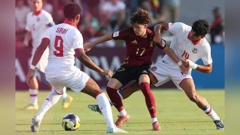 القنوات الناقلة لمباراة تونس ضد النمسا اليوم في كأس العالم للناشئين تحت 17 سنة 2025 مع الموعد والتشكيلة