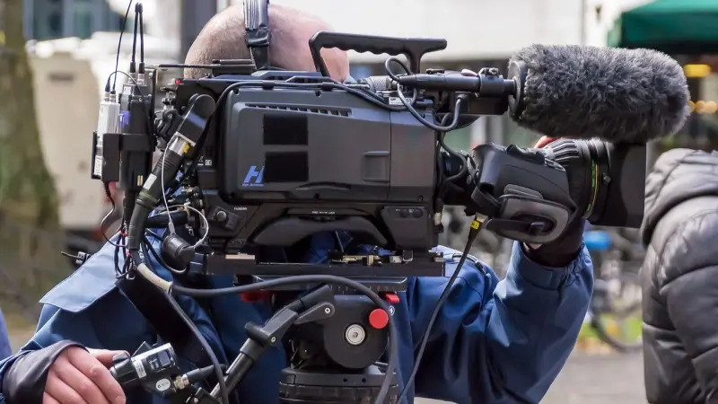 قصة مسلسل نيران من الحب في رمضان 2025 مع أبطال العمل