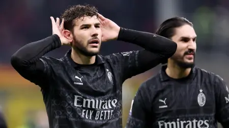 القنوات الناقلة وموعد مباراة ميلان ضد رين اليوم.. ميلان يضع الدوري الأوروبي أولوية له