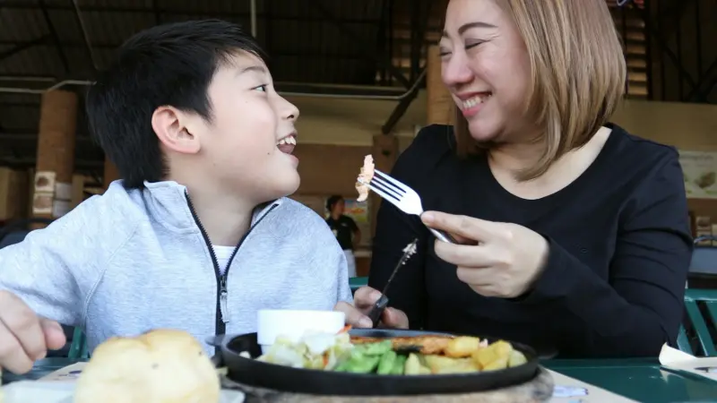 أزمة صحية عالمية.. السمنة تتقدم على نقص الوزن عند الأطفال