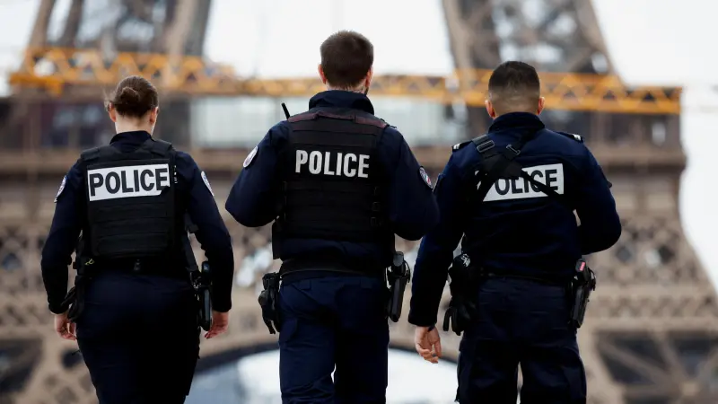 فيديو - "الإخوان" في فرنسا.. تحذير من خطر يمس الأمن القومي