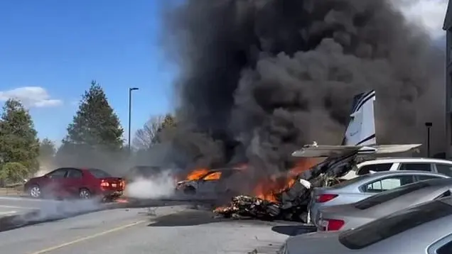 فيديو - تحطم طائرة بالقرب من مطار بجنوب بنسلفانيا