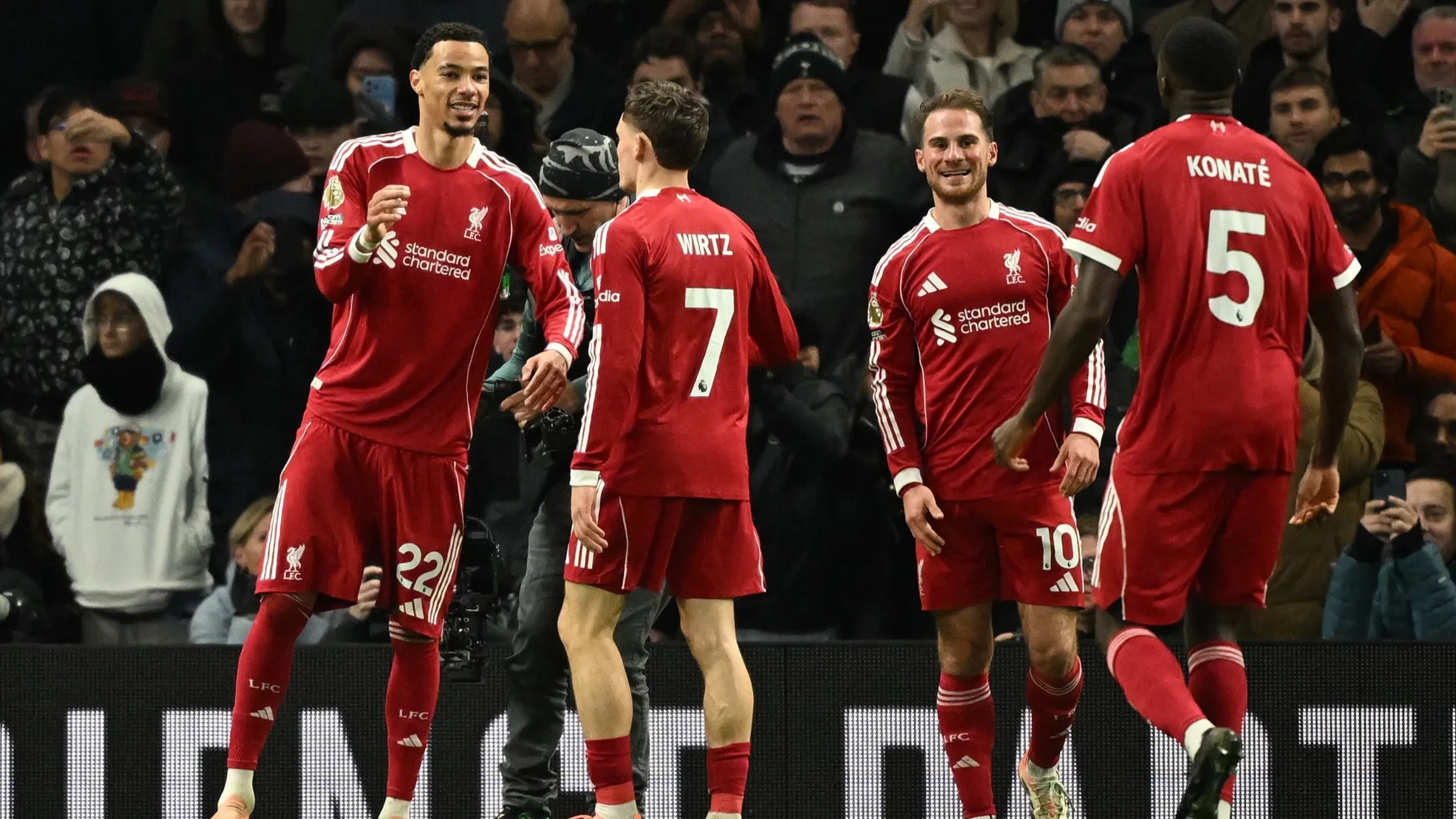 الدوري الإنجليزي- إكيتيكي يواصل التألق مع الريدز ويقود ليفربول لانتصار جديد 