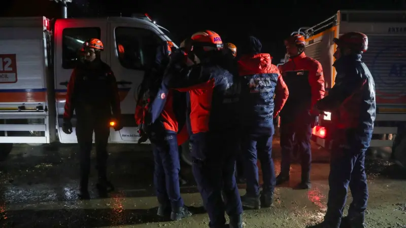 تفاصيل تحطم طائرة رئيس أركان قوات غرب ليبيا.. اللحظات الأخيرة