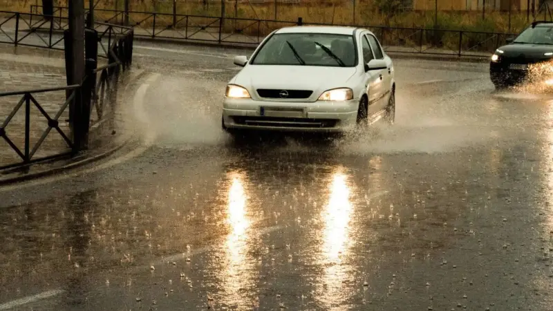 الديوان الوطني للأرصاد الجوية في الجزائر يحذر من حالة الطقس