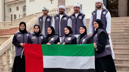 حضور فاعل للمرأة الإماراتية ضمن عملية "الفارس الشهم 3" لدعم غزة