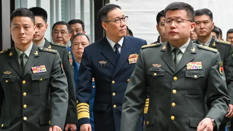 وزير الدفاع الصيني لنظيره الأميركي: السعي لإخضاع الصين غير مجد