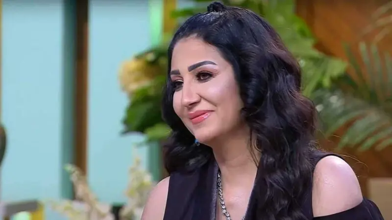 ما حقيقة القبض على الفنانة وفاء عامر بسبب تجارة الأعضاء؟