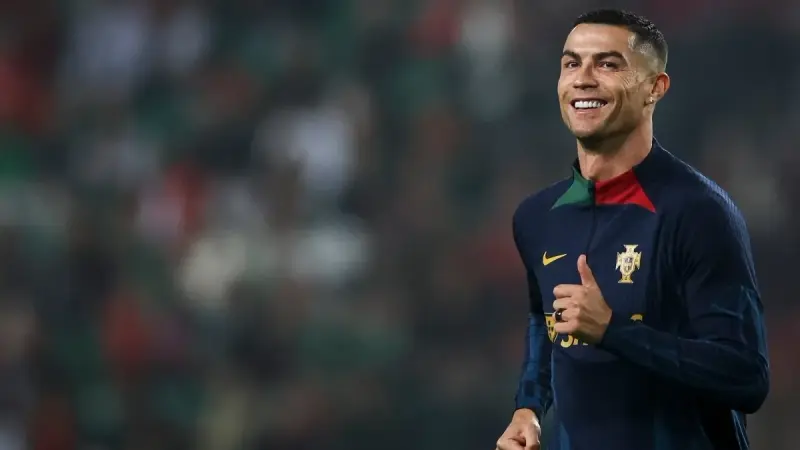 صور - تكريم خاص لكريستيانو رونالدو بقميص سبورتنغ لشبونة