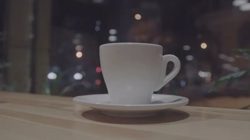 دراسة: شرب القهوة ليلا قد يؤدي إلى تصرفات متهورة