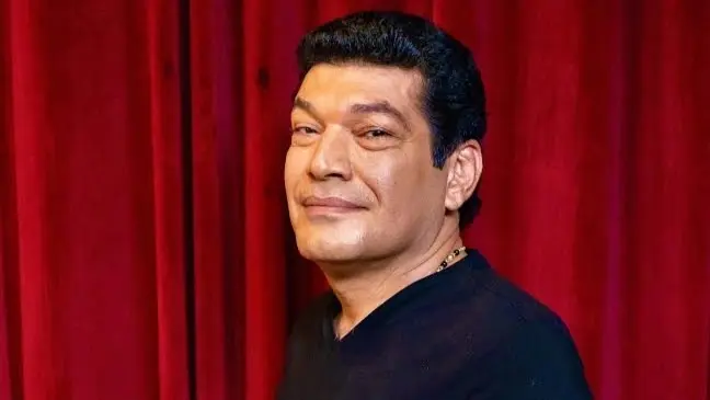 باسم سمرة يستعيد ذكريات مع الزعيم عادل إمام (فيسبوك) باسم سمرة يستعيد ذكريات مع الزعيم عادل إمام (فيسبوك)