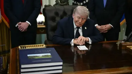 related_news_inside_blogsفخ اقتصادي أمام الجمهوريين في التجديد النصفي.. هل تنهار أحلام ترامب المالية؟