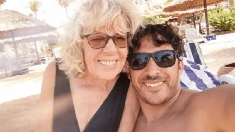 عمرها 83 عاما.. انفصال الجدة إيريس جونز عن زوجها المصري الشاب