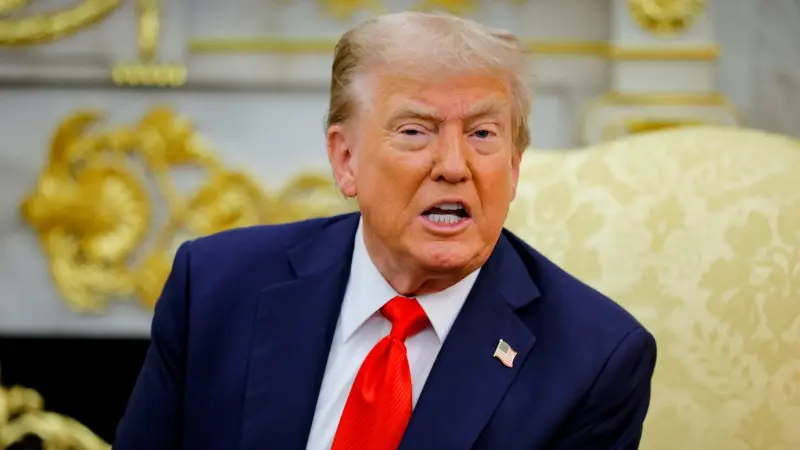 ترامب يشير إلى استعداده للعمل بمعاهدة الأسلحة النووية مع روسيا