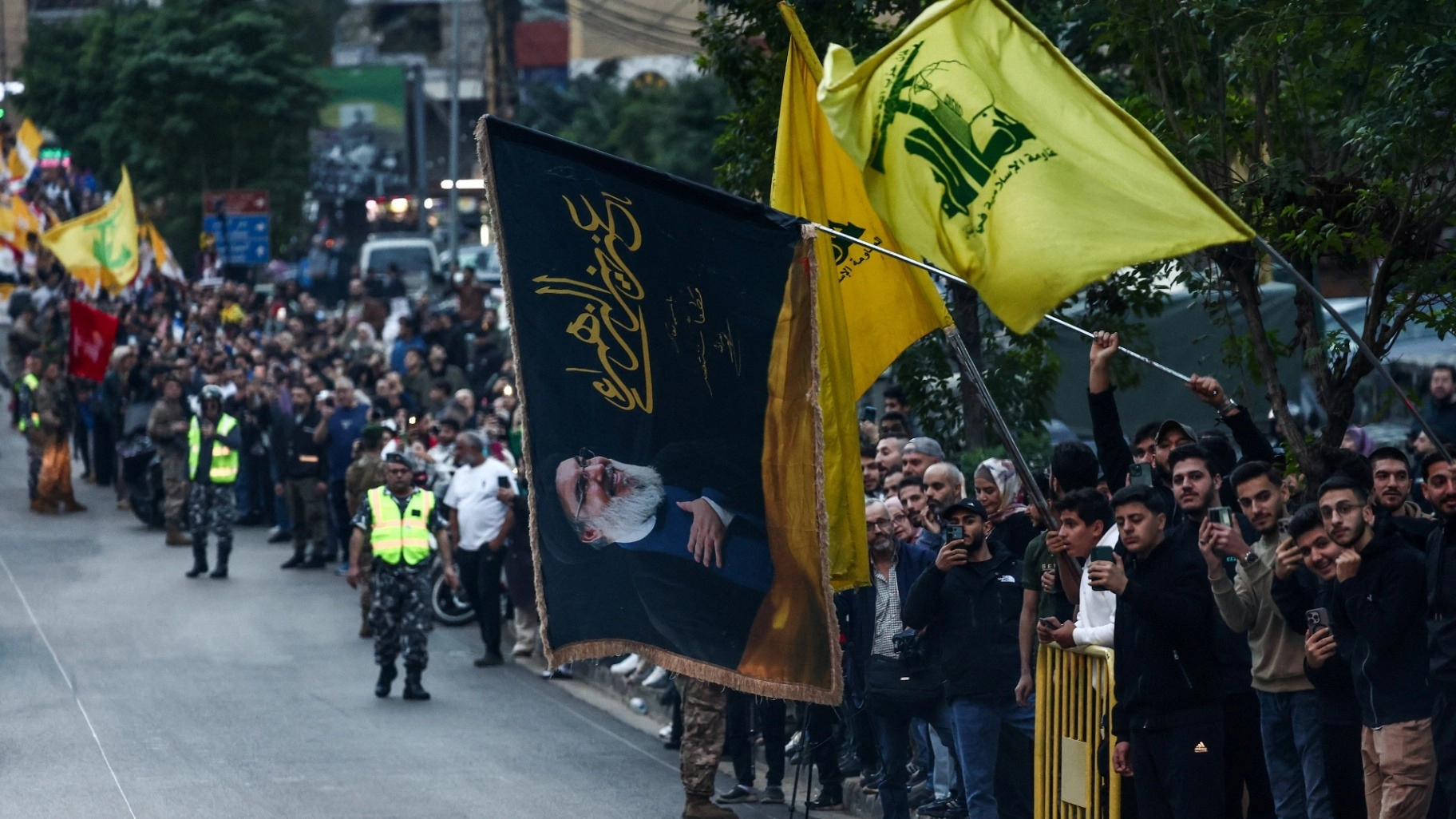 وسط مخاوف ديمغرافية.. "حزب الله" يفتتح مشروعا سكنيا مثيرا للجدل 