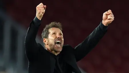 related_news_inside_blogsفيديو - سيميوني يكشف تفاصيل حديثه إلى فليك بعد معركة كأس الملك