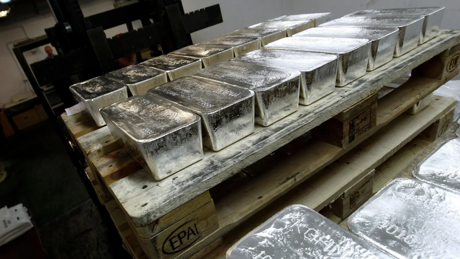 سعر الفضة اليوم في مصر والسعودية يفتتح على ارتفاع طفيف (رويترز) سعر الفضة اليوم في مصر والسعودية يفتتح على ارتفاع طفيف (رويترز)