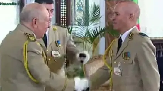 وفاة العميد كمال لخضر في الجزائر (إكس) وفاة العميد كمال لخضر في الجزائر (إكس)