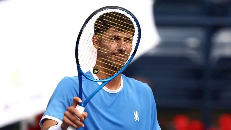 بطولة دبي للتنس - اللبناني هادي حبيب والتونسي عزيز دوقاز يودعان البطولة