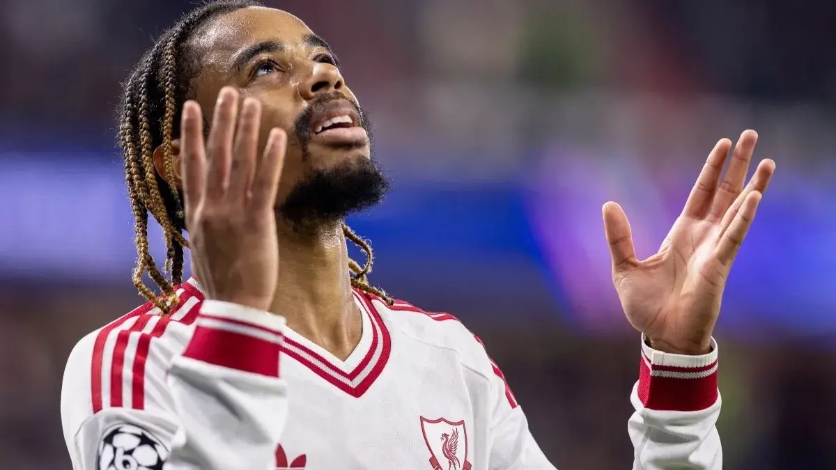 إيراولا يدعو باركولا للتأقلم مع الإشادة والانتقادات في ليفربول (أ ف ب) إيراولا يدعو باركولا للتأقلم مع الإشادة والانتقادات في ليفربول (أ ف ب)