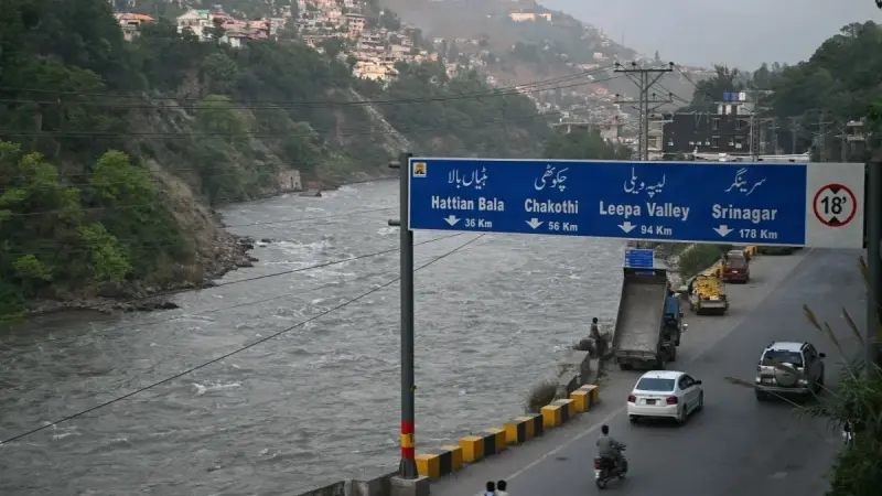 فيديو - 60 قتيلا وأكثر من 100 مفقود في فيضانات كشمير