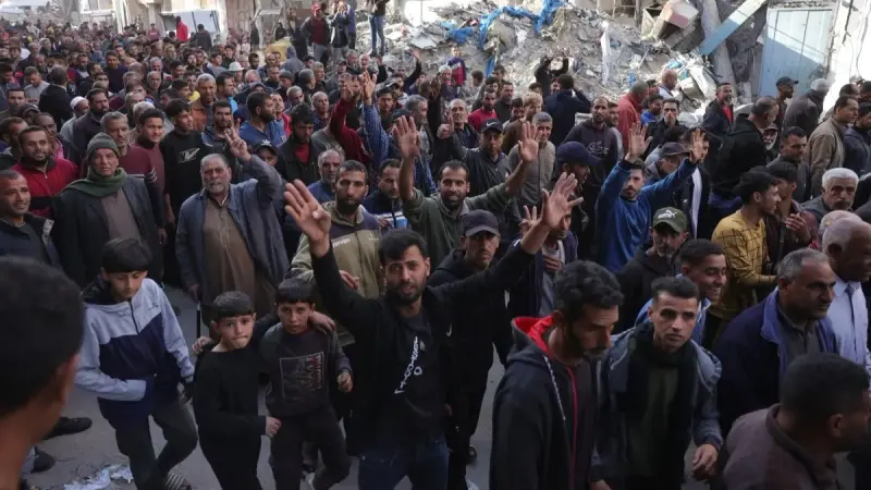 "حماس برا برا".. تظاهرات حاشدة في غزة تطالب بخروج الحركة من القطاع