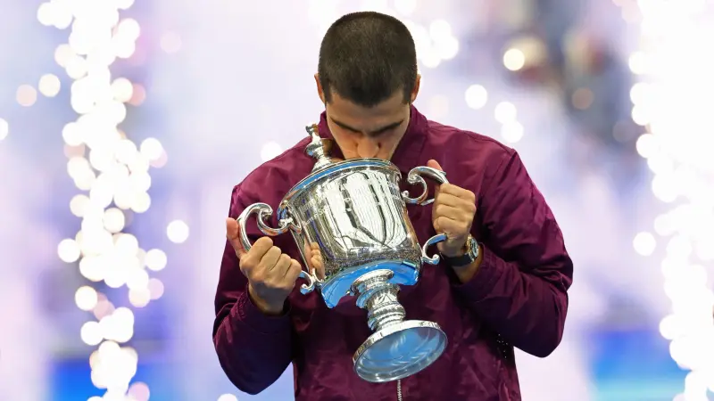 كارلوس ألكاراز يحرز لقب أميركا المفتوحة للتنس للمرة الثانية في مسيرته