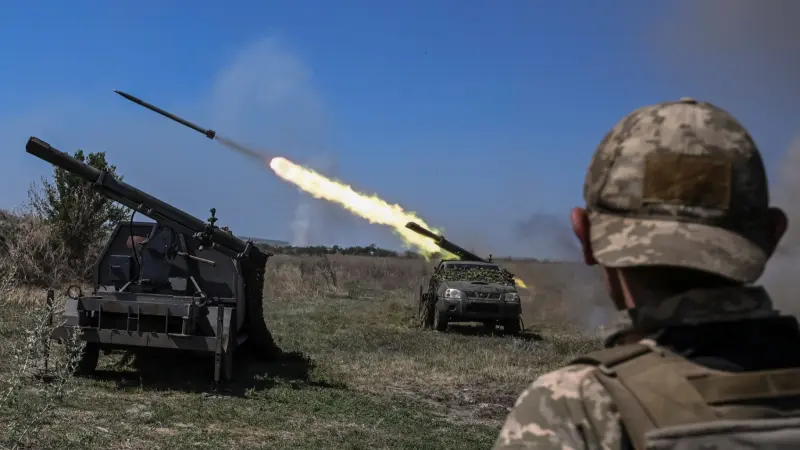 من المسدس للصواريخ والمقاتلات.. ما حجم المساعدات العسكرية الغربية لأوكرانيا؟