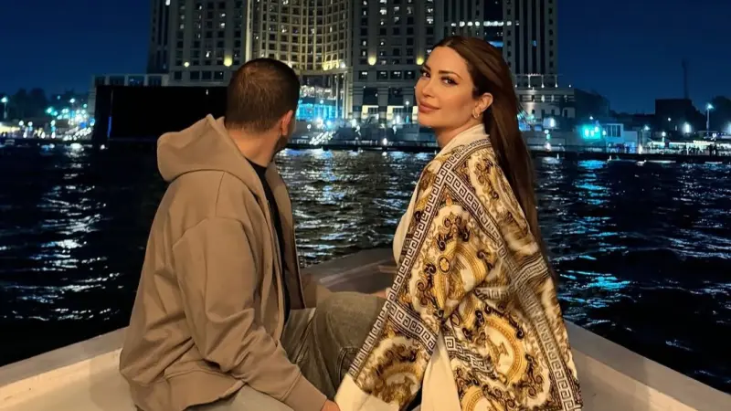 نسرين طافش في رحلة نيلية مع زوجها المجهول