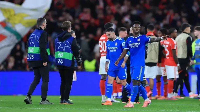 "معركة شوارع" بين رئيس بنفيكا ومسؤولي ريال مدريد في الكواليس.. ما التفاصيل؟