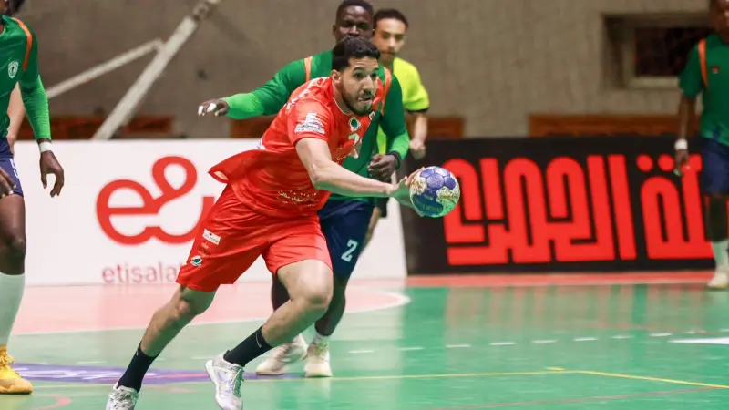 القنوات الناقلة لمباراة الأهلي ودرب سلطان المغربي في نصف نهائي كأس الكؤوس الإفريقية لكرة اليد مع الموعد