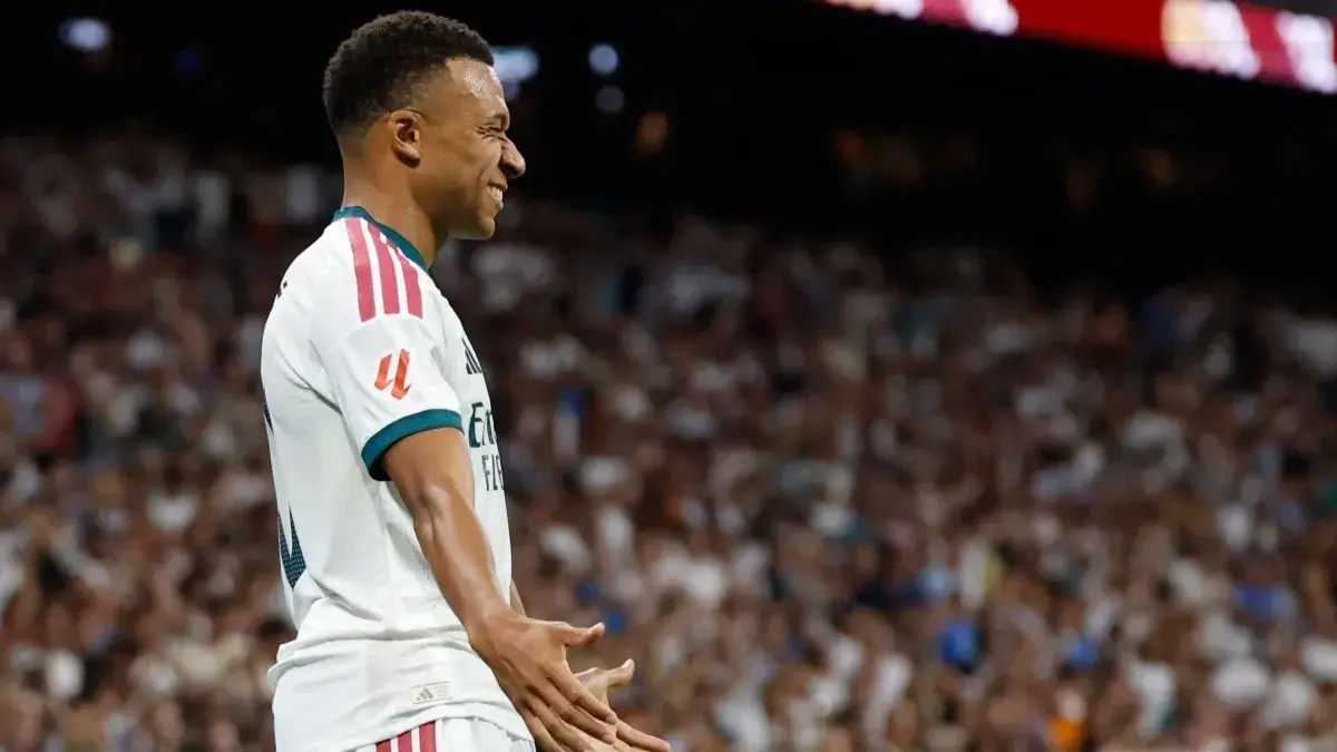 مبابي يساهم في فوز ريال مدريد الكاسح اليوم (أ ف ب) مبابي يساهم في فوز ريال مدريد الكاسح اليوم (أ ف ب)