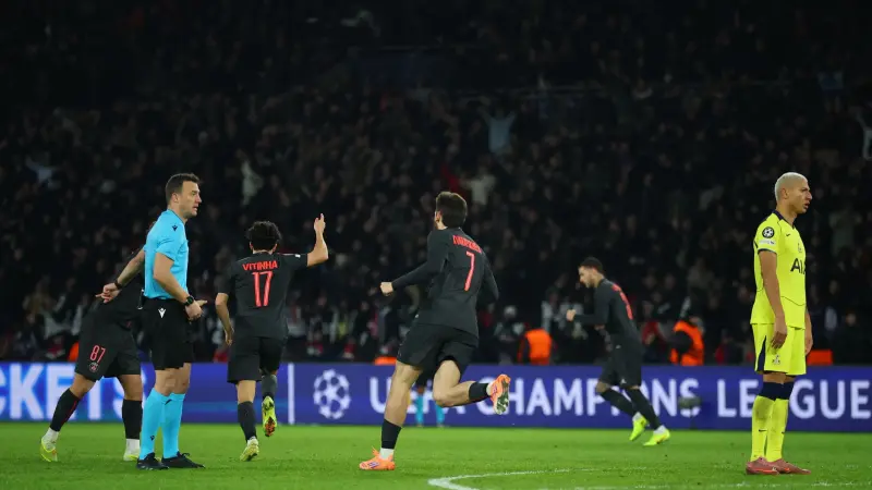 بعد الفوز على ميتز.. باريس سان جيرمان يكسر رقما قياسيا جديدا