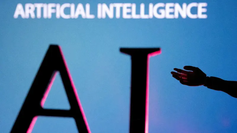 عكس المتوقع.. خبير يكشف تأثير الذكاء الاصطناعي على مستقبل الوظائف