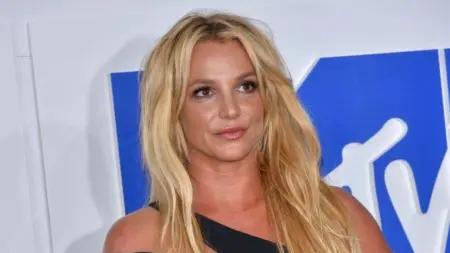 بريتني سبيرز تعود إلى مواقع التواصل الاجتماعي بعد توقيفها