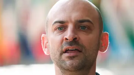 related_news_inside_blogsفرنسا تدعو لتزويد الجيش اللبناني بإمكانيات لاستكمال نزع سلاح "حزب الله"